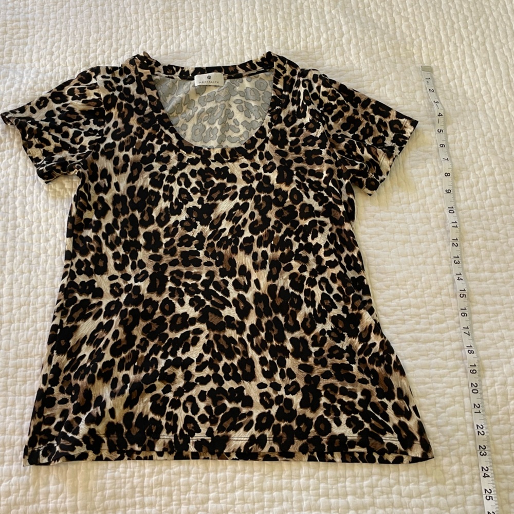 Leopard Print Top - Picture 5 of 6